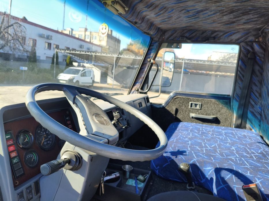 TATA LPT 613  фургон