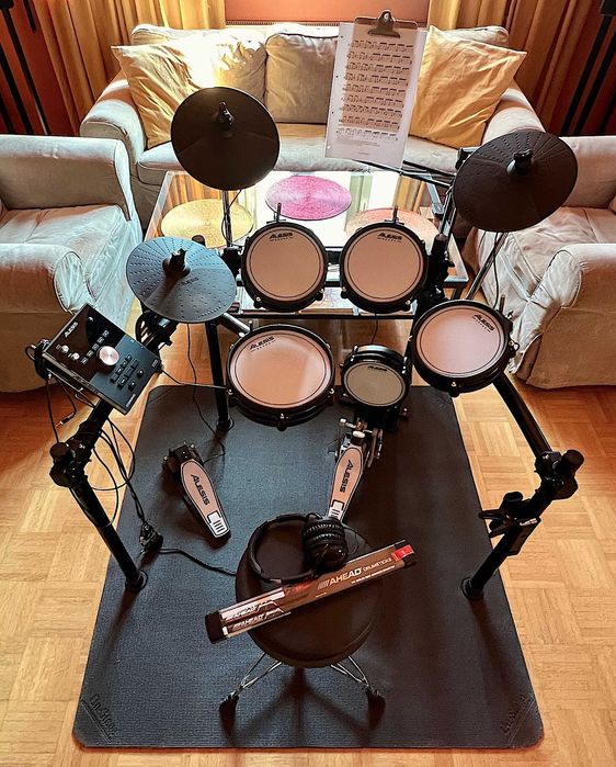 Perkusja elektroniczna Alesis Command Kit Mesh SE