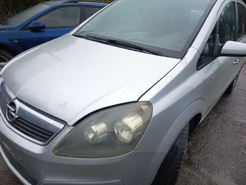 Opel Zafira B Lift Z157 błotnik przedni FV transport/dostawa