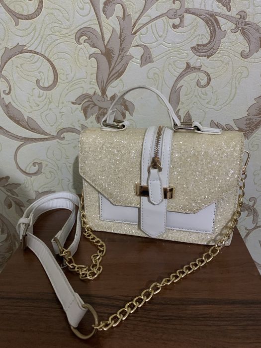 Продаю стильну сумочку