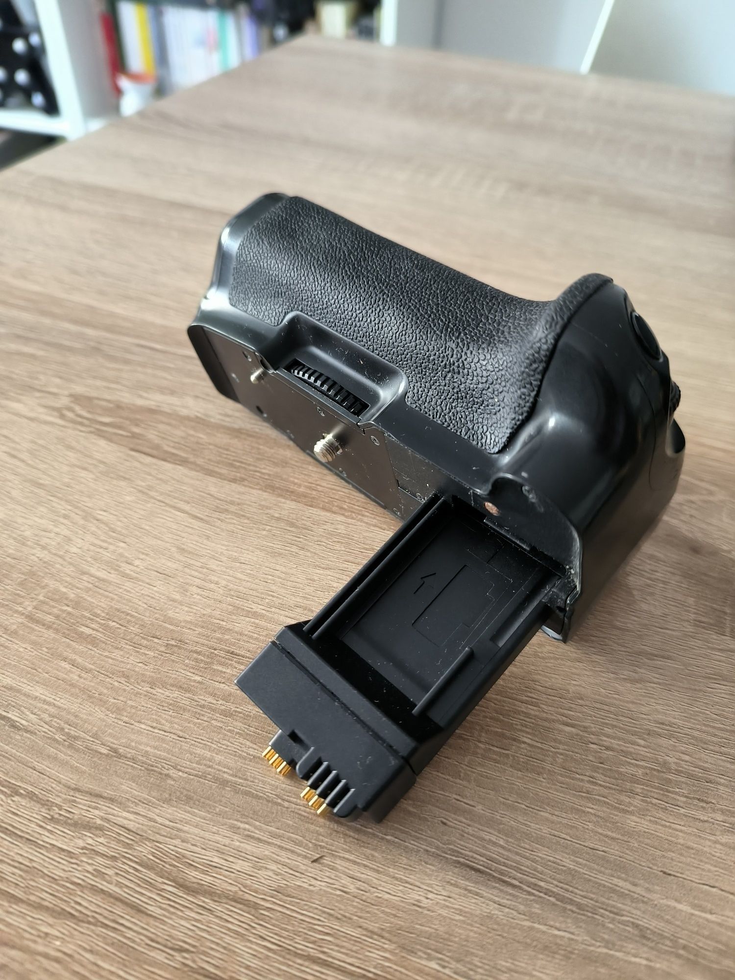 Battery grip Meike MK-550D