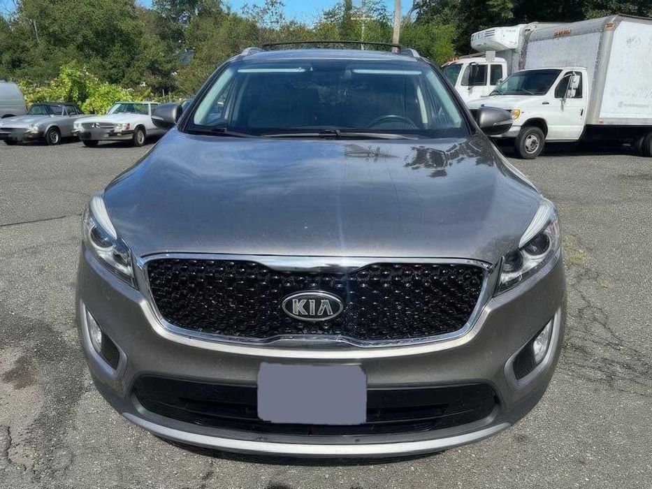 Kia Sorento EX V6      2017