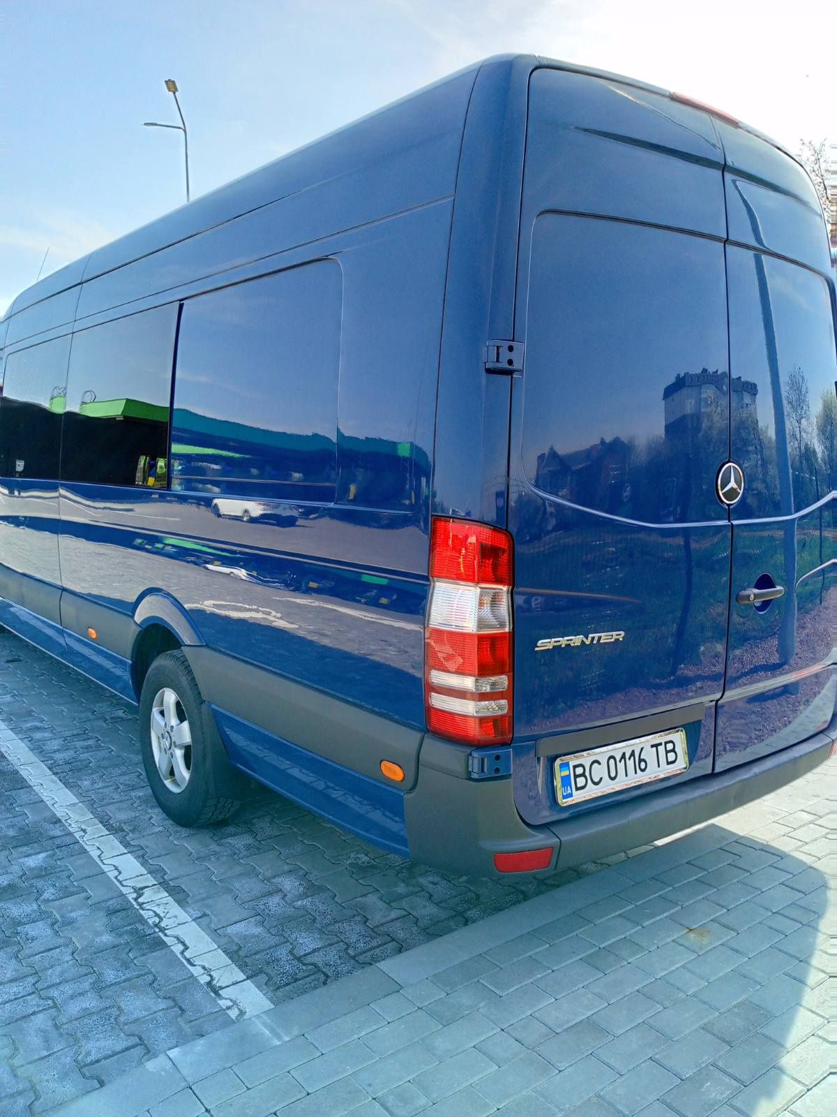 ТЕРМІНОВО ПРОДАМ .  Mercedes sprinter