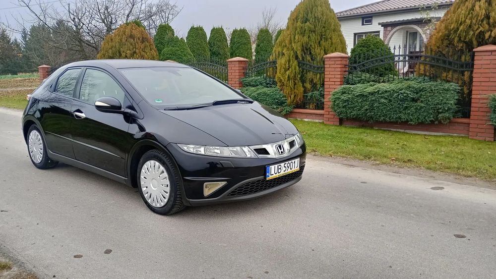 Honda Civic Honda Civic, 1.8 Benzyna, 5 drzwi.