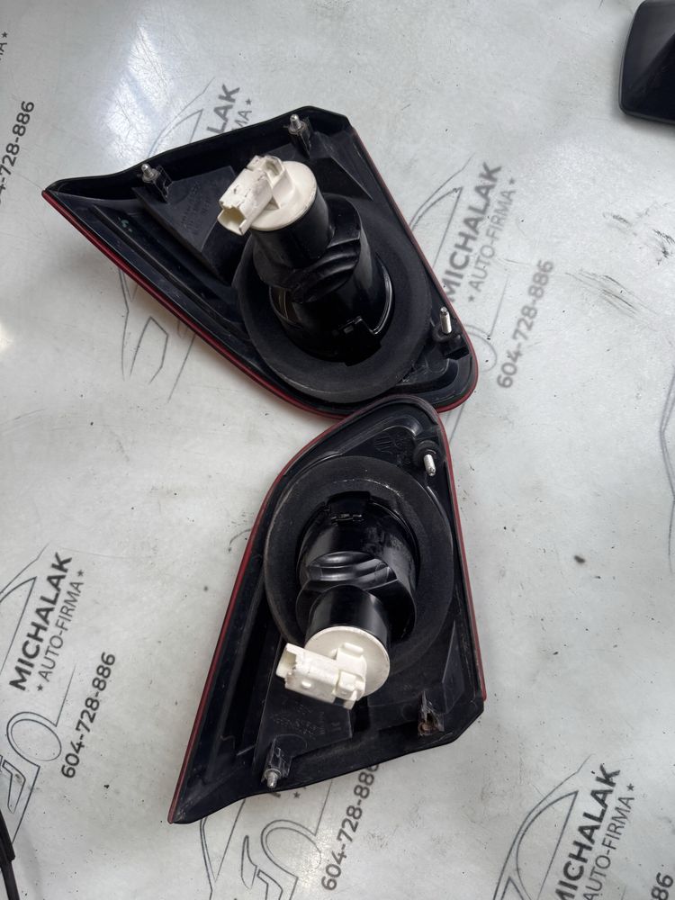 Nissan Qashqai j10 Lampa w klape tył