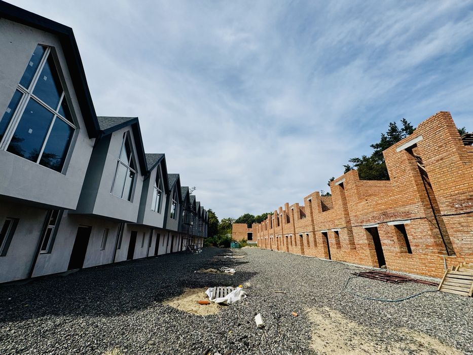 Продам таунхауз в Соснівці, м-н Лісовий