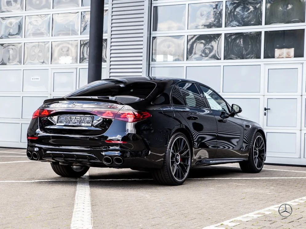 Mercedes-Benz Klasa E E 53e AMG 4M PHEV / Pakiet AMG Premium Plus / 24726 / DDB Auto