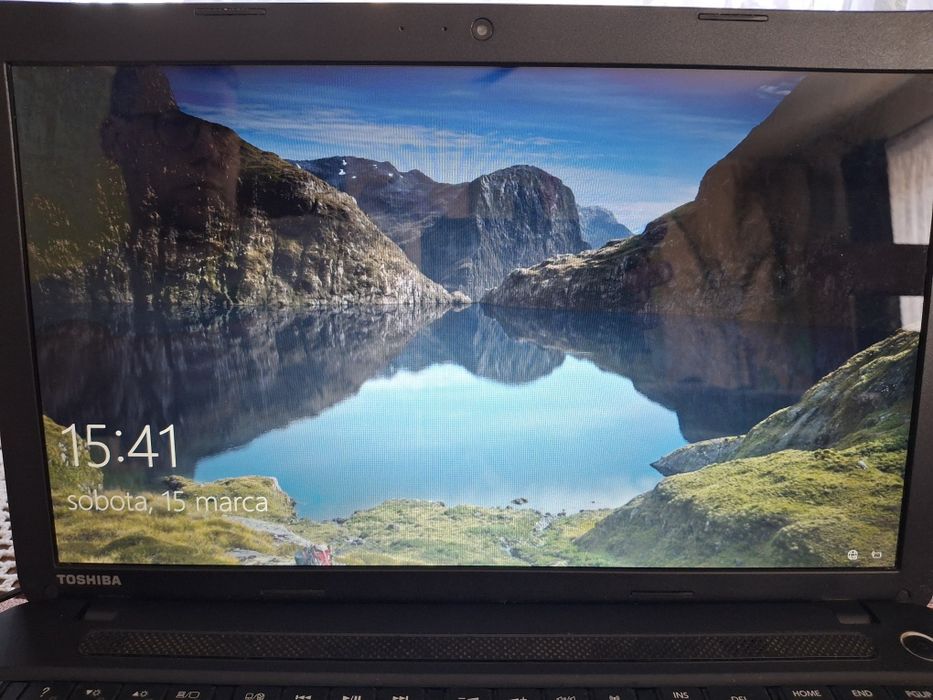 Laptop Toshiba Desktop MHJ12G1