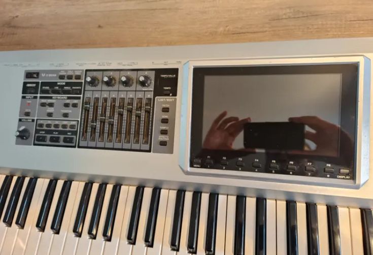 Roland fantom g7