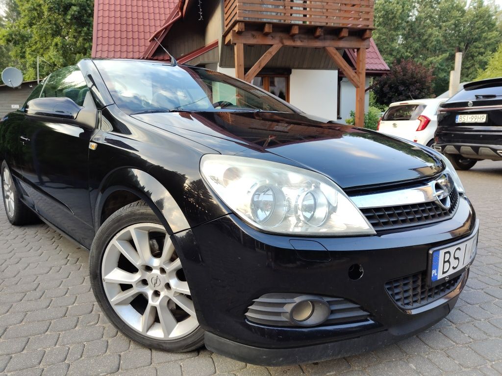 Opel Astra 1.9CDTi 150KM Cosmo Alu Clima Navi DVD Skóry Hard Top