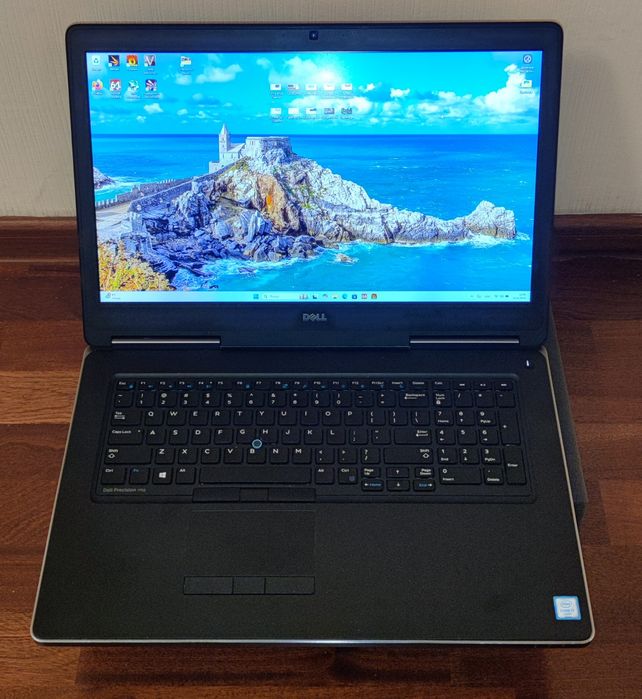 Ноутбук Dell Precision 7710 17.3 FullHD I7-6820HQ RAM-16Gb SSD AMD 2gb