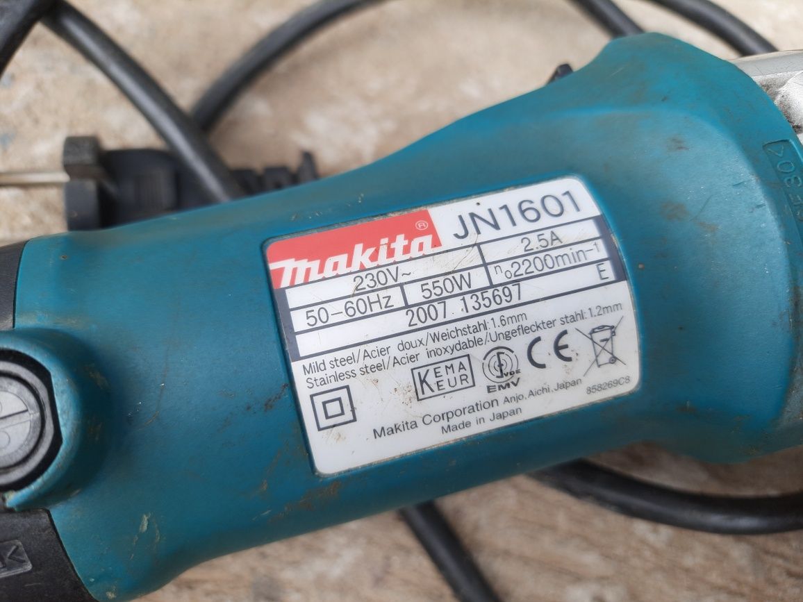 Makita JN1601 електроножниці  висічні