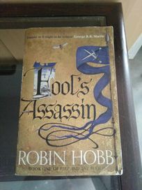 Fool,s Assasins de Robin Hobb (edição em inglês)