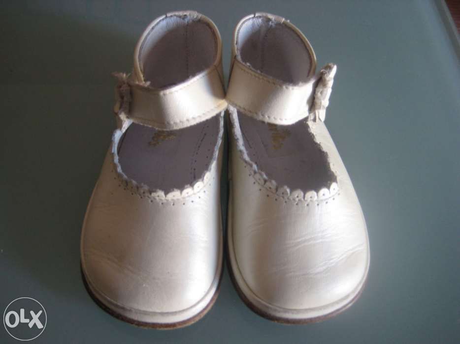 Sapatos de cerimónia/ Criança /Tam 19
