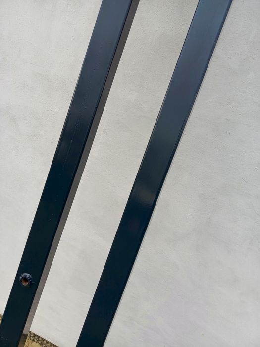 Słupki do furtki 60x60 2,5mm antracyt 230 cm komplet