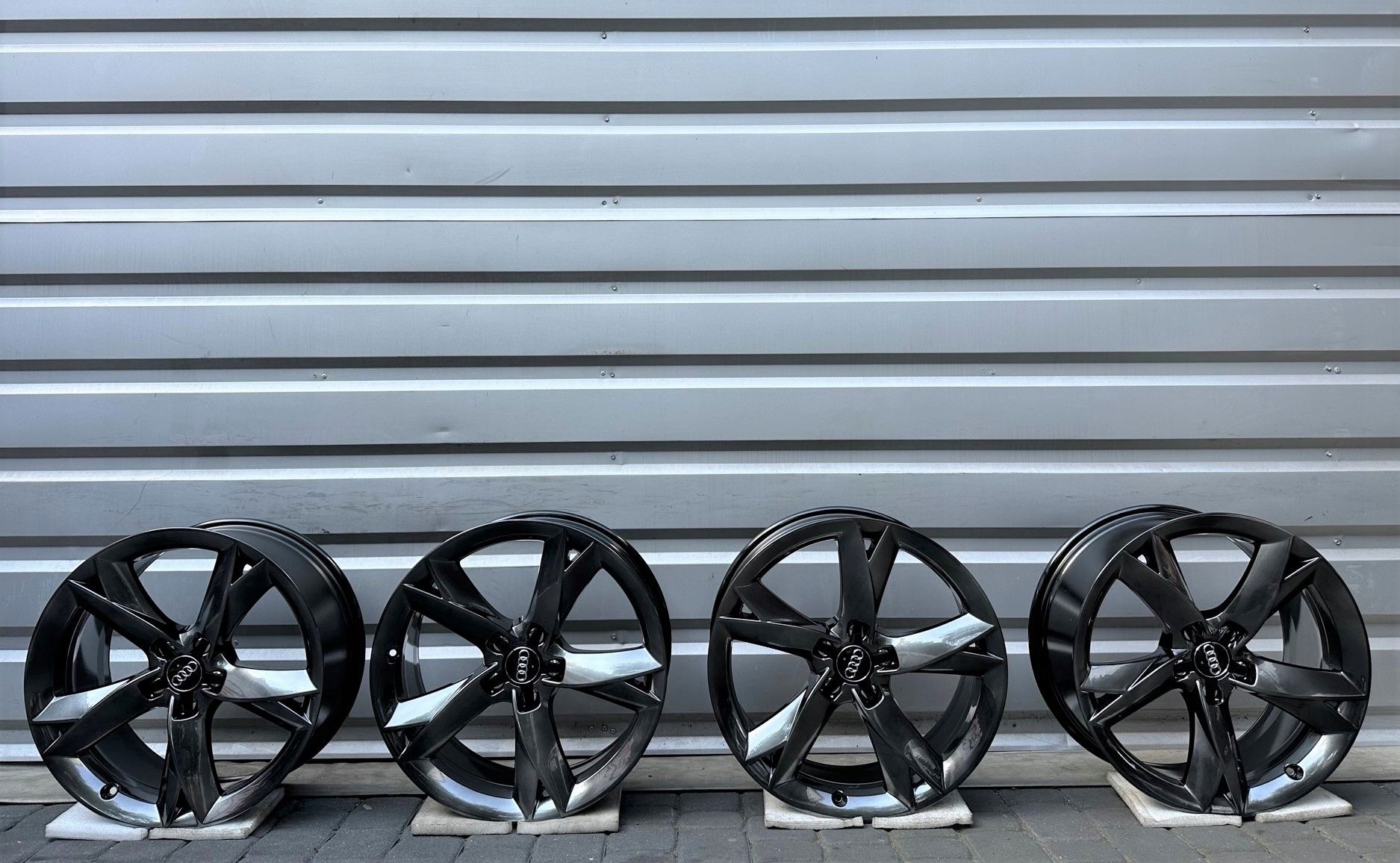 Oryginalne Felgi Audi 19 A4 A5 A6 A7 A8 Q3 Q5 Q7