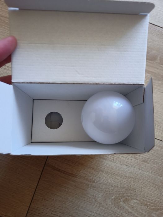 Inteligentna żarówka LED Gosund RGB WB4 E27 8W WIFI Regulacja jasności