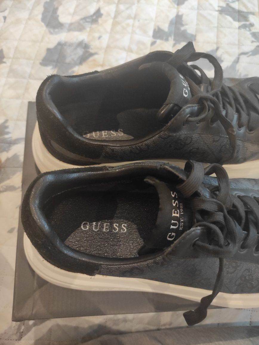 Sapatilhas homem guess