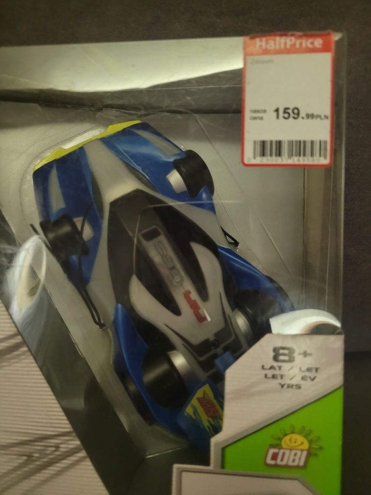 Jeździ po ścianie! Air Hogs Cobi autko Formuła zero grawitacji