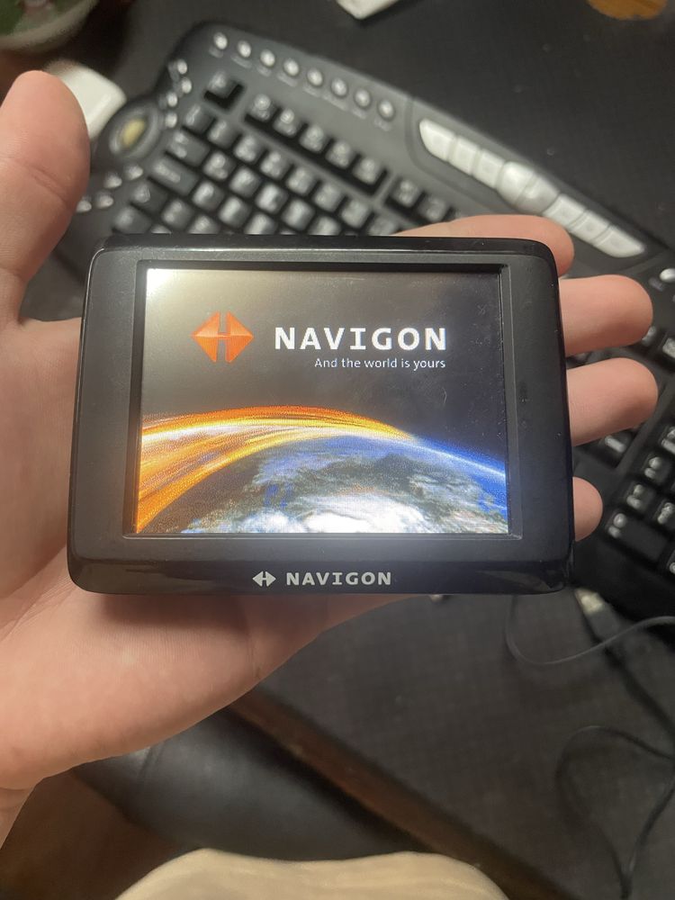 Gps navigon bom estado