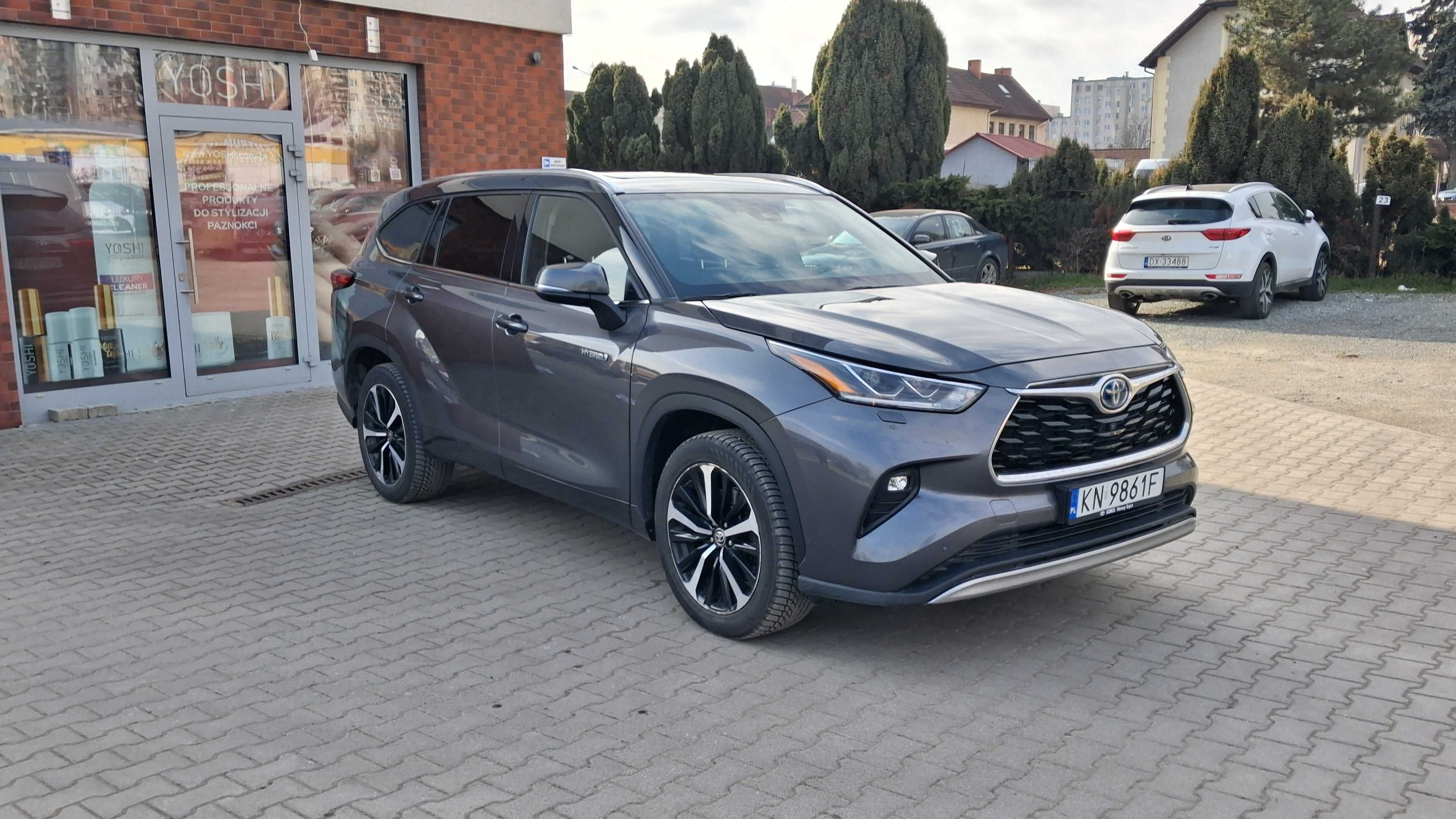 Toyota Highlander, Wynajem długoterminowy samochodów wypożyczalnia aut