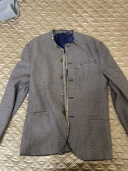 Стильний піджак під джинси