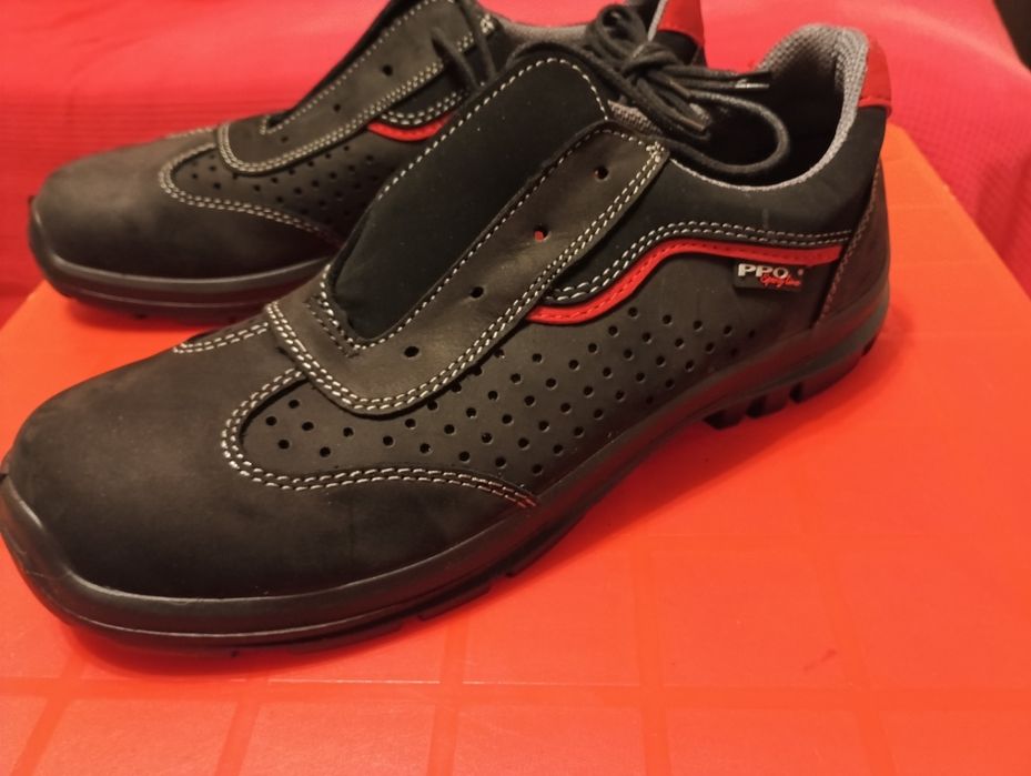 Buty robocze, nowe - rozm. 46