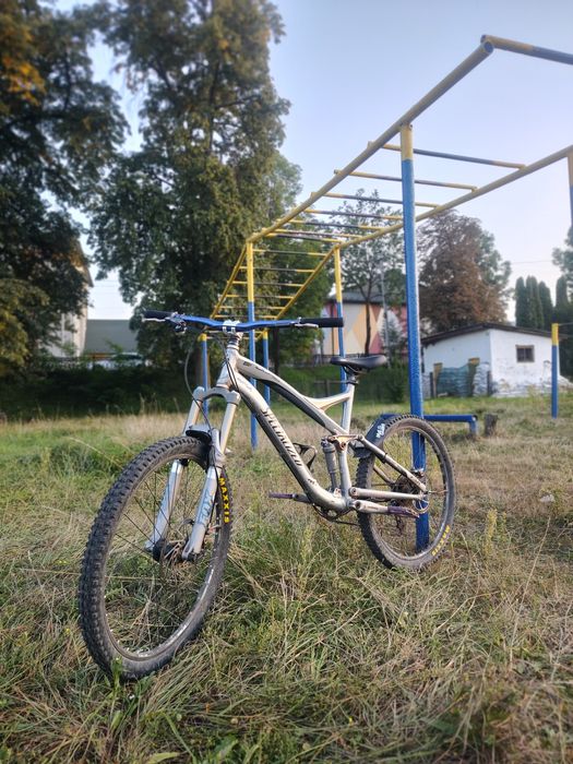 Specialized enduro Срочно! Дх ендуро фрірайд dh freeride downhill