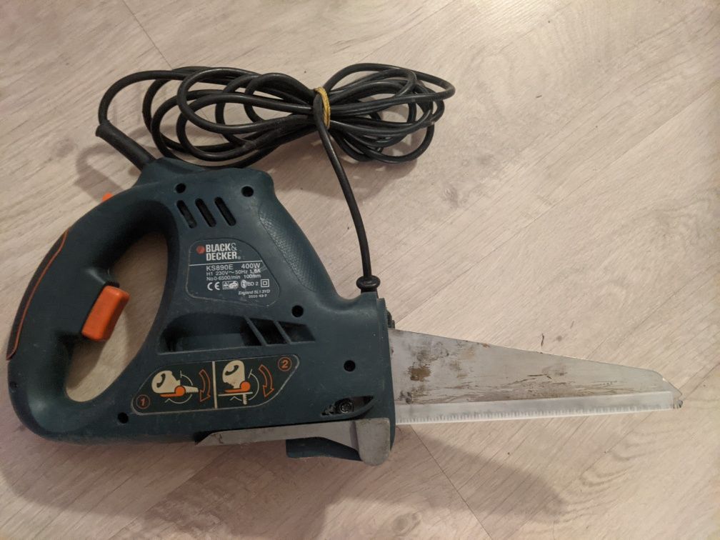 Сабельная пила Black Decker scorpion
