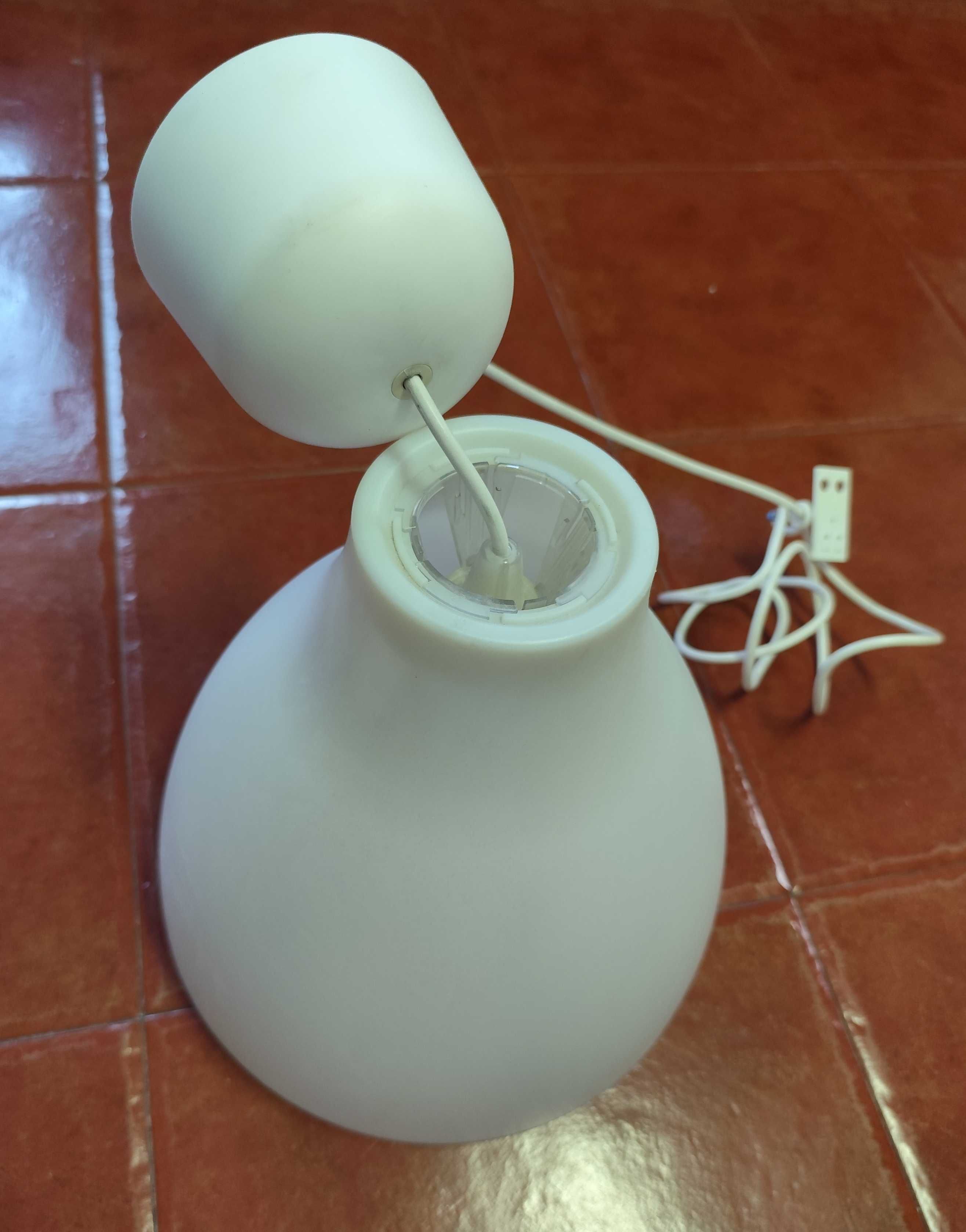 candeeiro para quarto ou sala