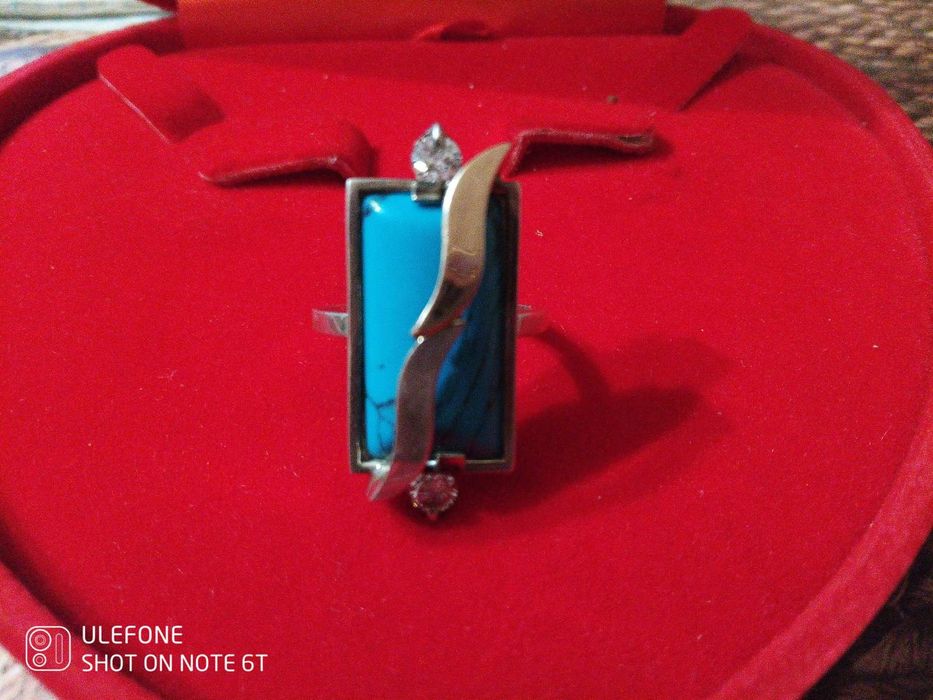 Перстень срібний з золотою пластиною, камінь бірюза, нове
