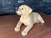 Labrador pies figurka