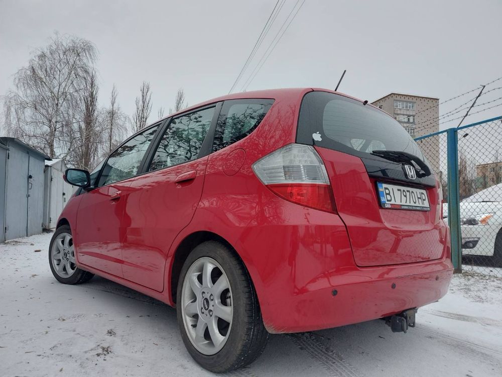 Honda Jazz 2010 хечбек