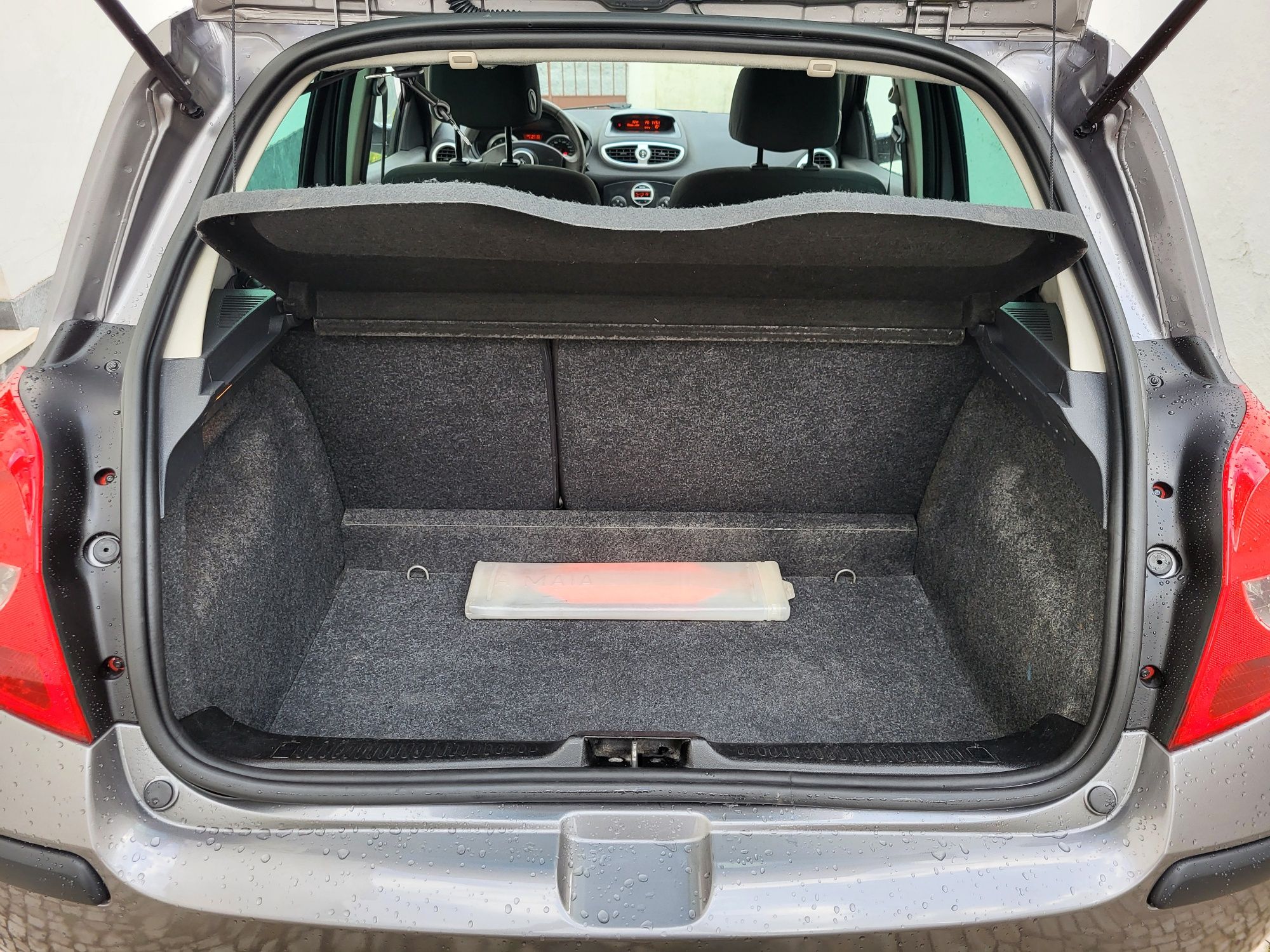 Renault Clio III 1.2 16v 75cv 147mil km