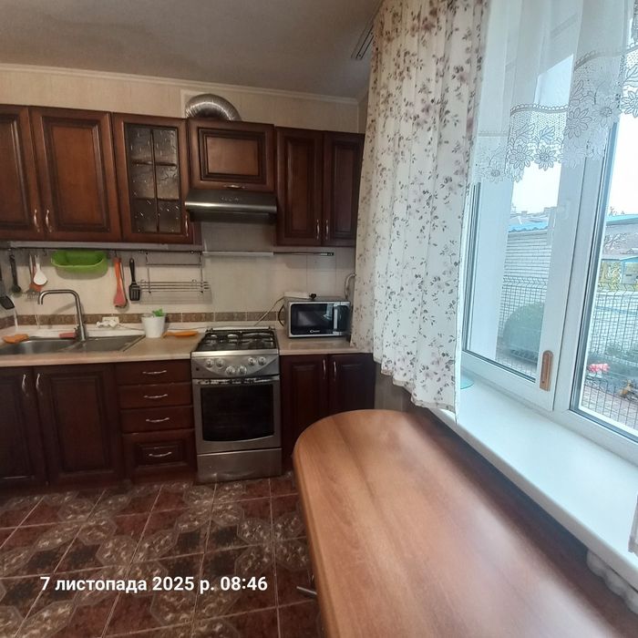 Оренда  3 кімнатного будинку.Центр.