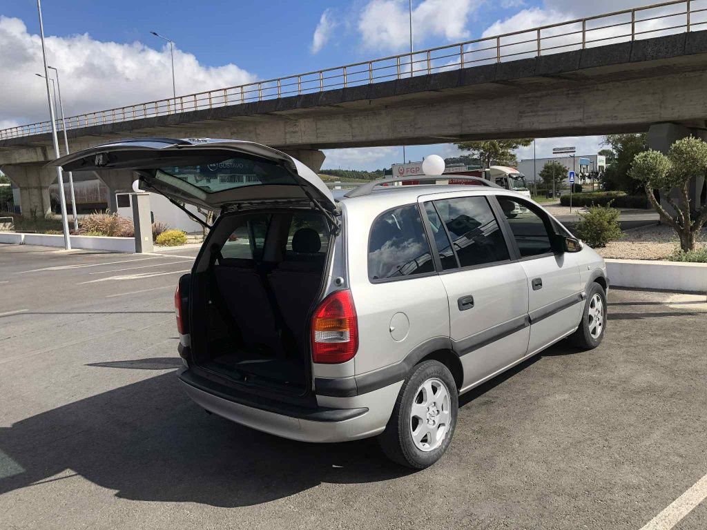 Opel zafira 1600
