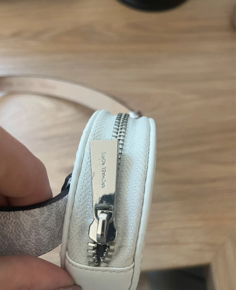 Pasek Michael Kors z nerkami saszetkami
