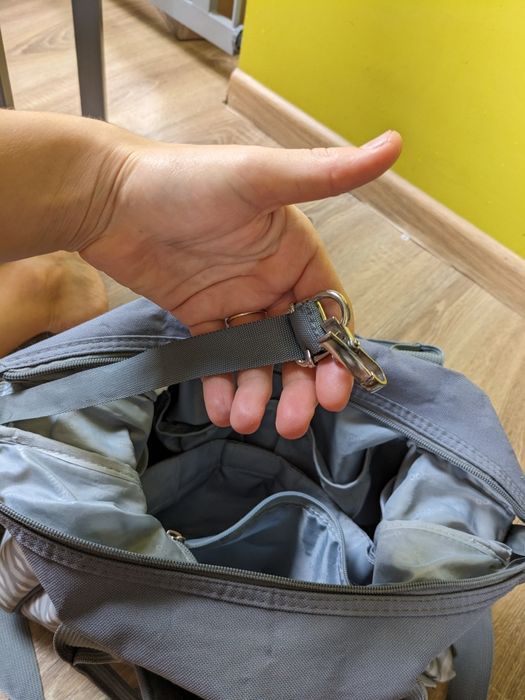 Torba sportowa do wózka przewijak Babyono szara na ramię