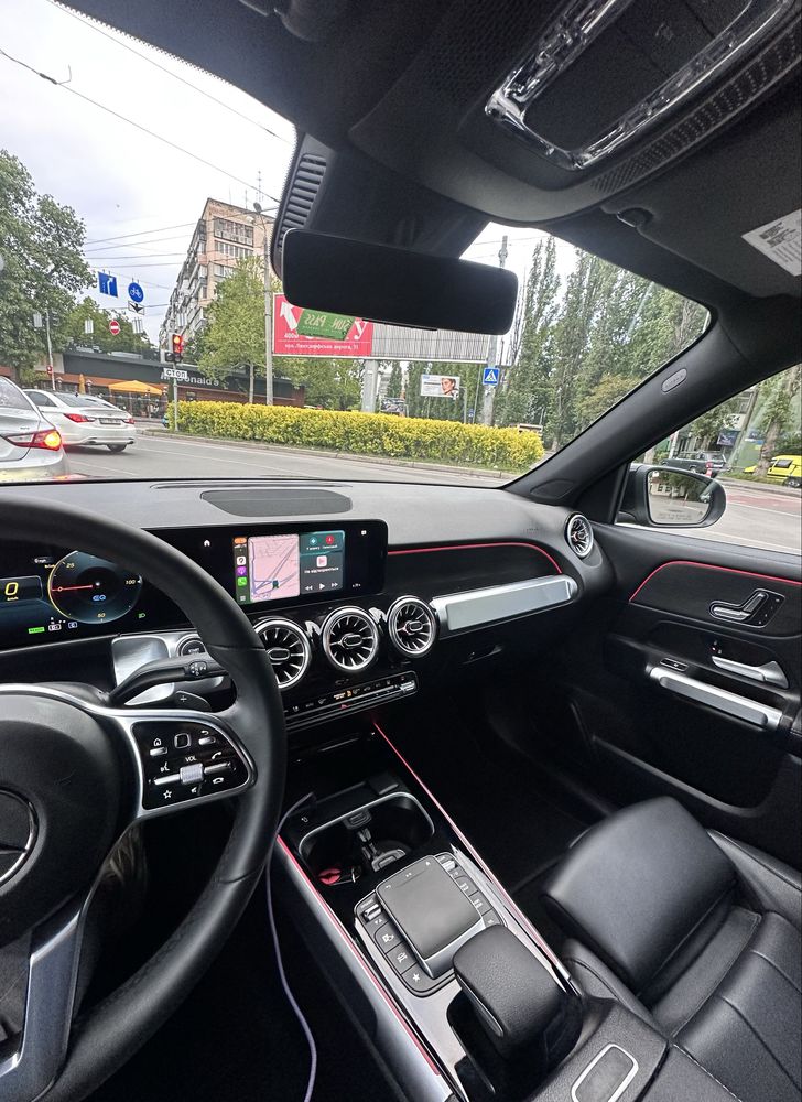 Mercedes EQB 250+