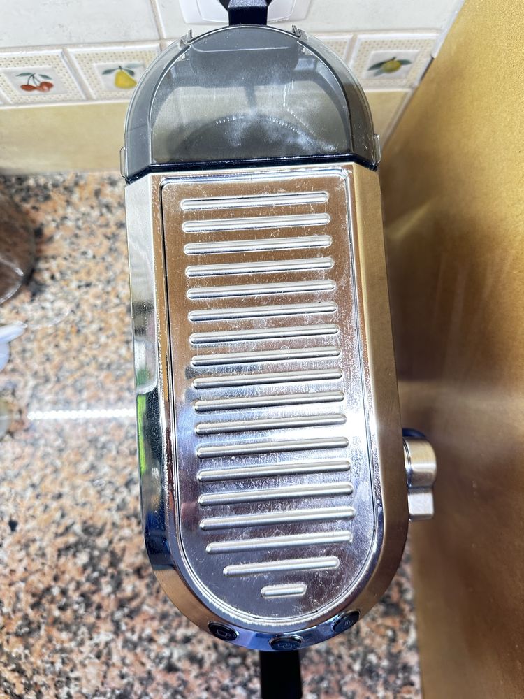 Maquina de café manual delonghi