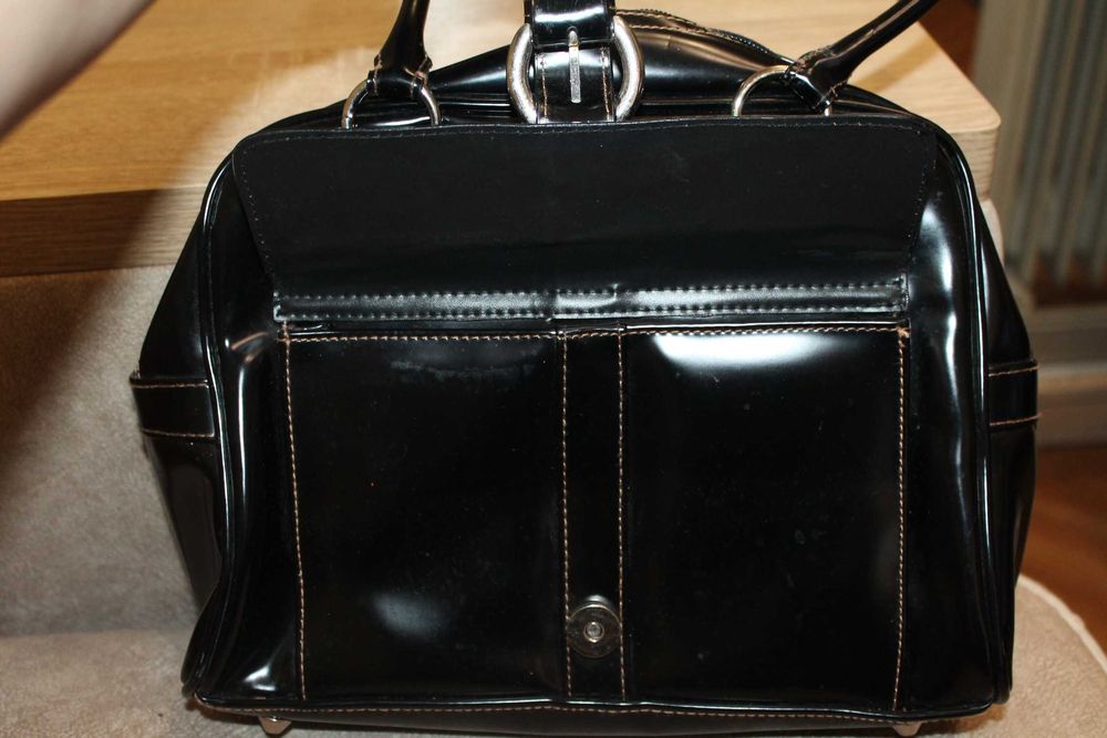 Черная лаковая женская сумка Экокожа,кожзам