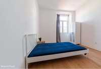 Quarto com cama de casal em apartamento com 9 quartos - FLAT Y - Y5