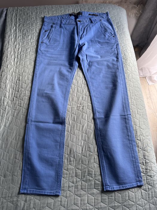 Jeansy Guess rozm 33