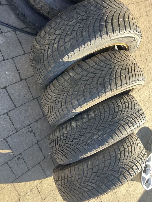 Шини зимові 195/60 R16 Brigestone