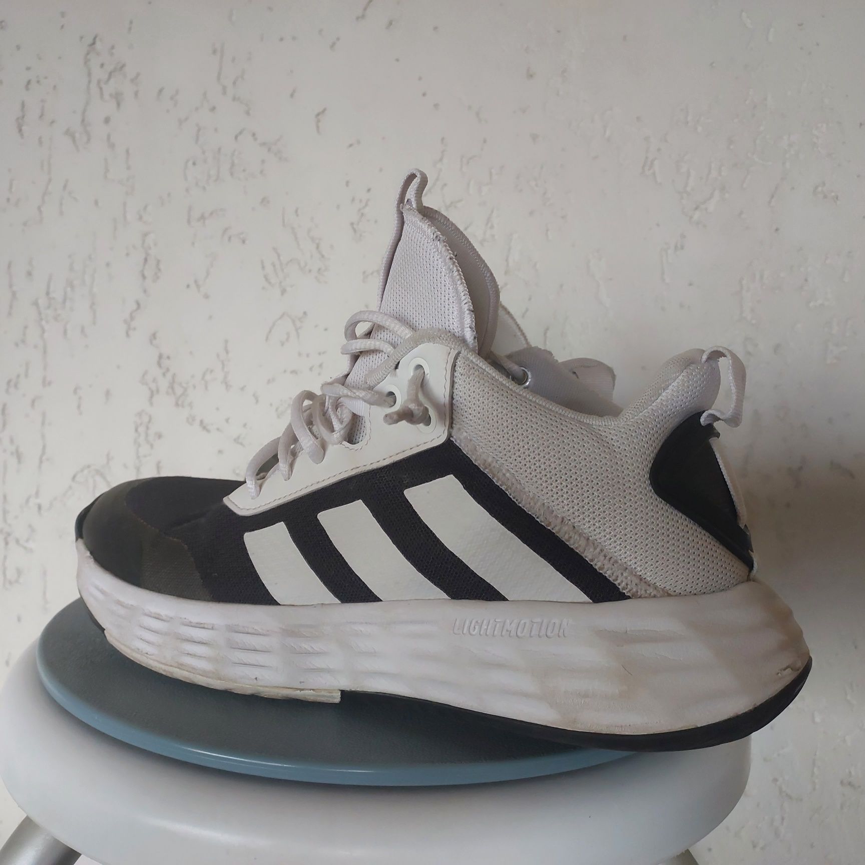 ADIDAS lightmontain 42,2/3