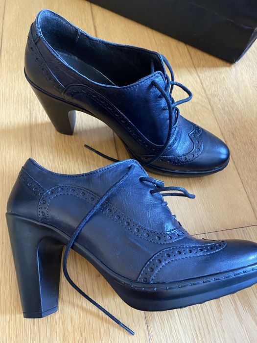 Sapato c compensado, classico, marca Exe 37, azul esc novos