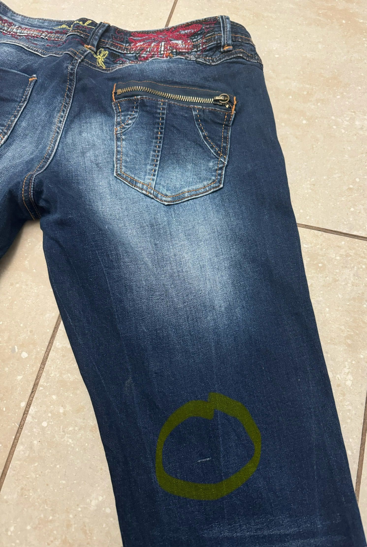 Desigual spodnie jeans r. XL/XXL piękne hafty, extra stan, logowane