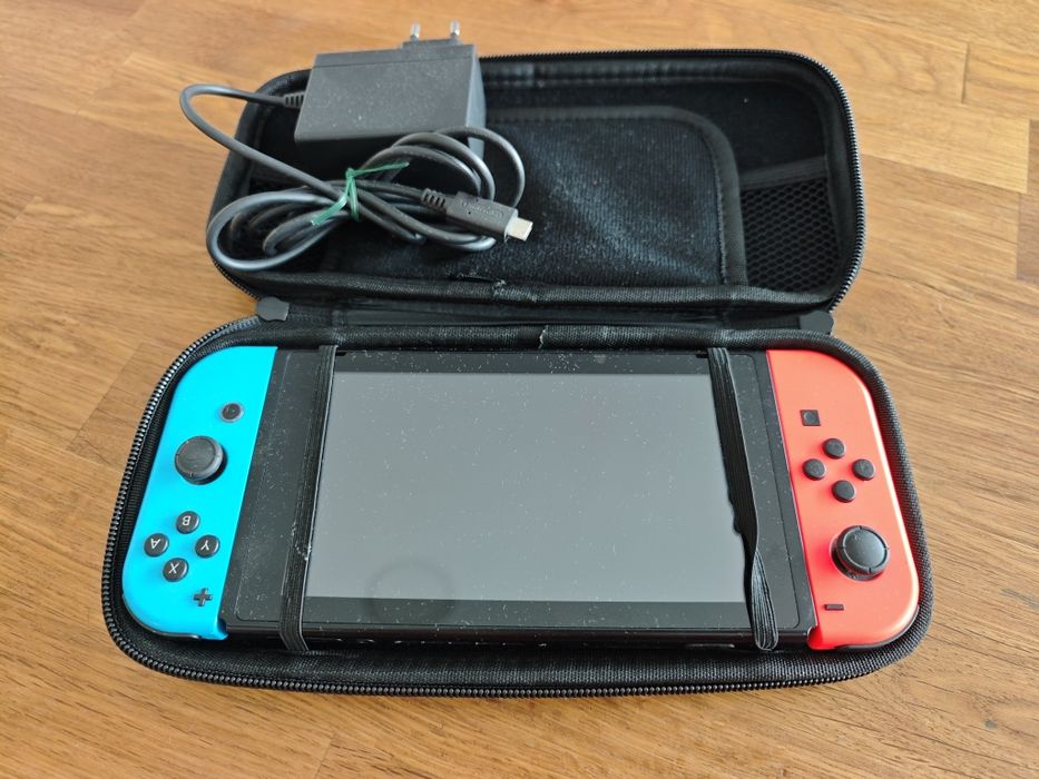 Nintendo switch com capa