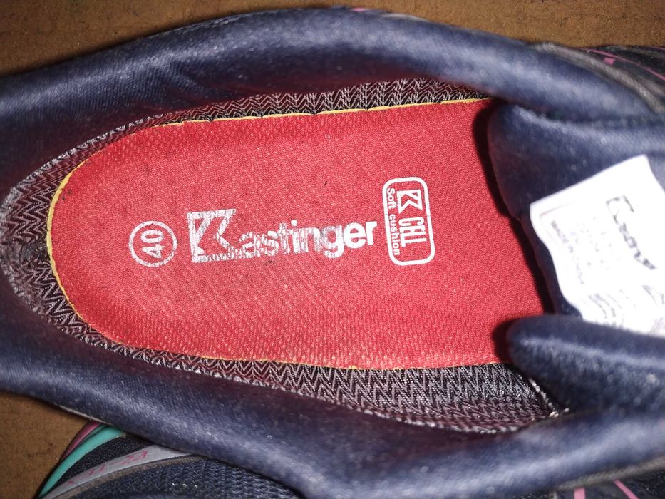 Кроссовки мужские синие 40р.