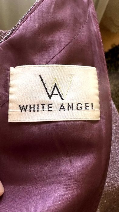 випускне плаття вишневого кольору